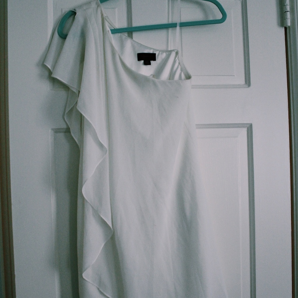 White one shoulder dress